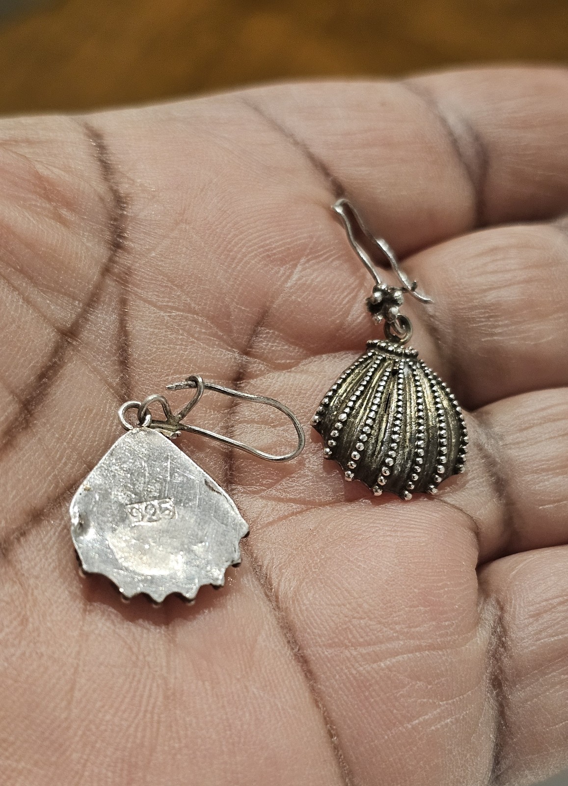 925 Shell Shaped Dangle Earrings (E371) - image 7
