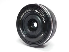 Near MINT Olympus M.Zuiko 14-42mm f/3.5-5.6 EZ Pancake Lens Black
