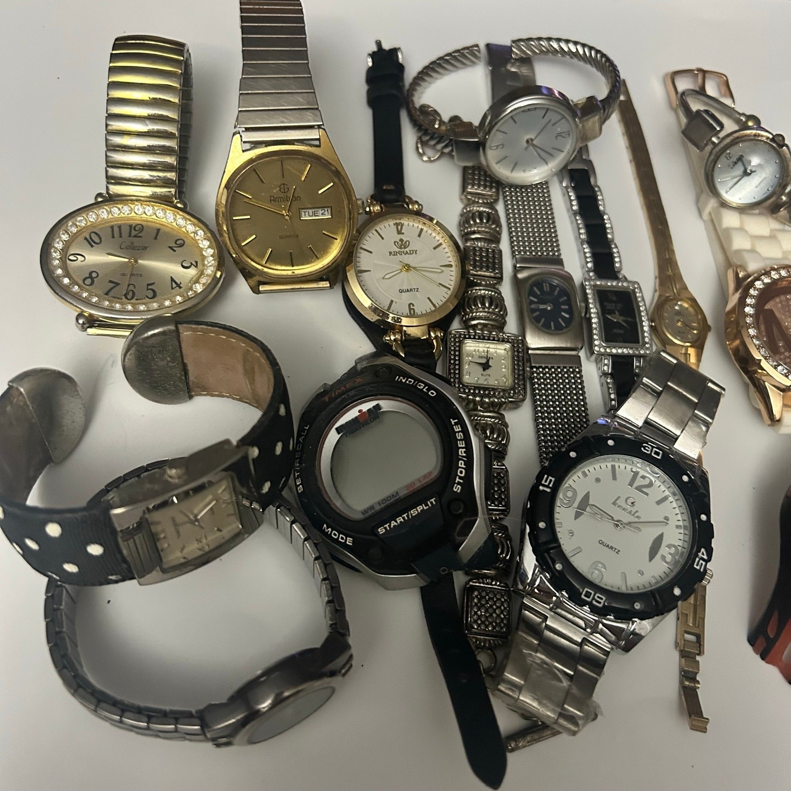 Assorted Watches Used Not Working For Parts Or Pieces lot 4 image 8