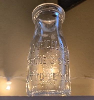 1930's WEIGEL & SONS Half Pint Milk Bottle BROADACRES DAIRY POWELL STATION TENN
