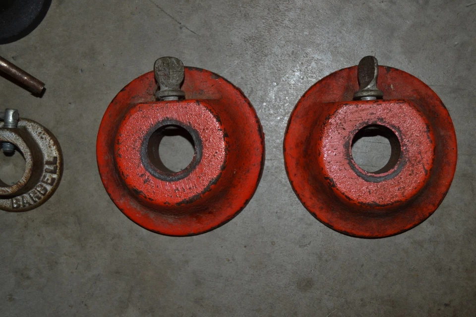 LOTE VINTAGE DE 6 COLLARES DE PESO DE HIERRO FUNDIDO PARA BARRA DE 1" (1 MARCADO YORK) Foto 2 de 4