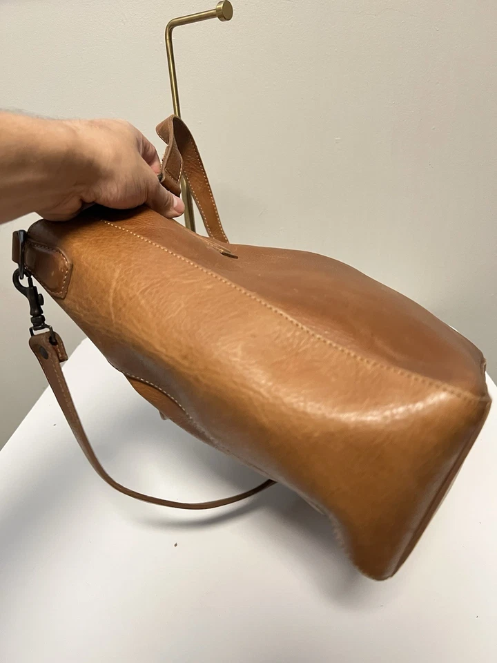 ELLINGTON BOLSO DE MERCADO DE CUERO MARRÓN Foto 2 de 4