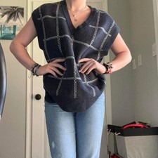 Womens Sweater Vest Navy Blue Plaid Sleeveless V Neck Knit Top SMALL