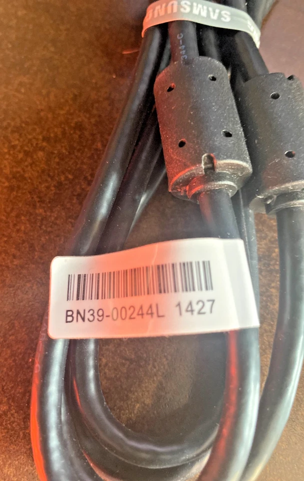 Samsung BN39-00244H VGA Monitor Cable - 5 FT Long - Image 2 of 3