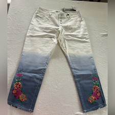 DG2 By Diane Gilman Ladies Embroidered Pull-O...