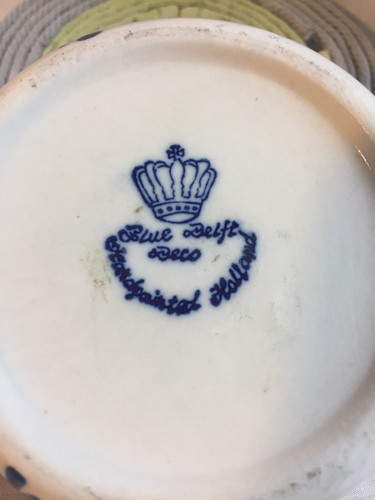 Blue Delft Handpainted Ashtray - Picture 5 of 5