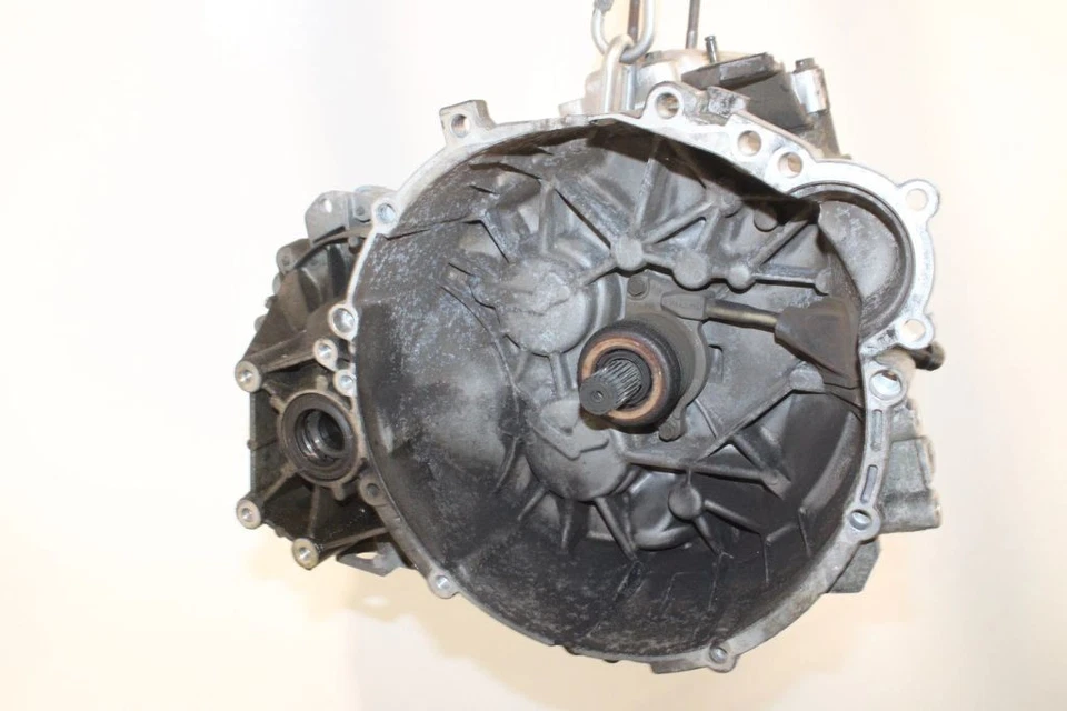 Volvo S40, V40 2001 Petrol manual 5 speed gearbox P30616077 HAI5837 - Image 2 of 4