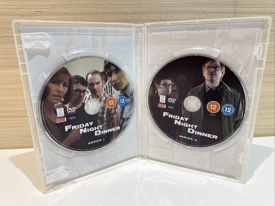 Friday Night Dinner - The Complete Series 1-6 Collection (DVD, 2020, 6-Disc Set) - Image 3 of 4