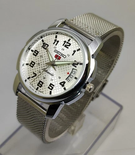 Vintage Refurbished Seiko 5 Automatic17 Jewels Day/Date Japan Men's Wrist Watch