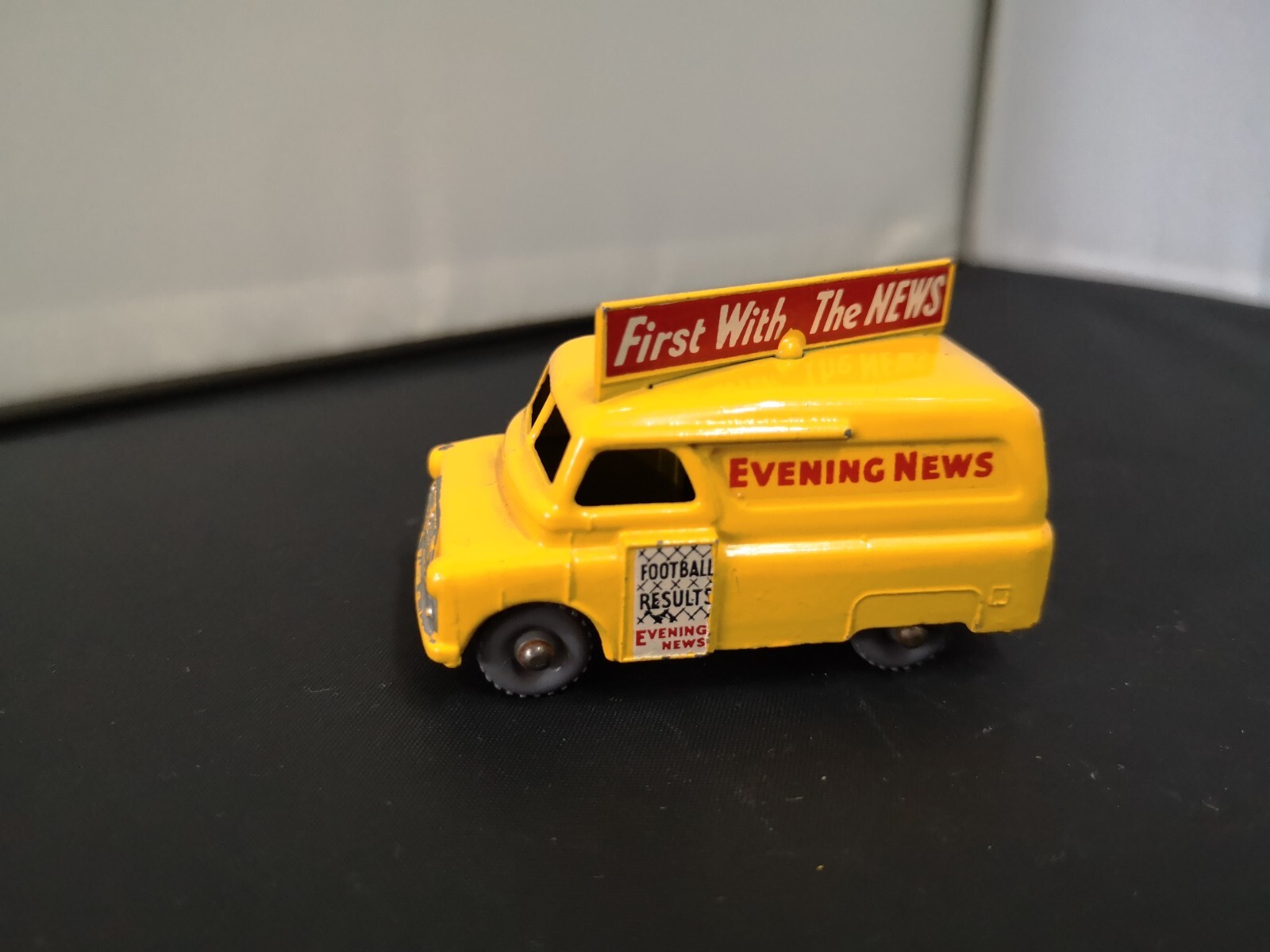Matchbox 42a, Evening News Van - Free Price Guide & Review