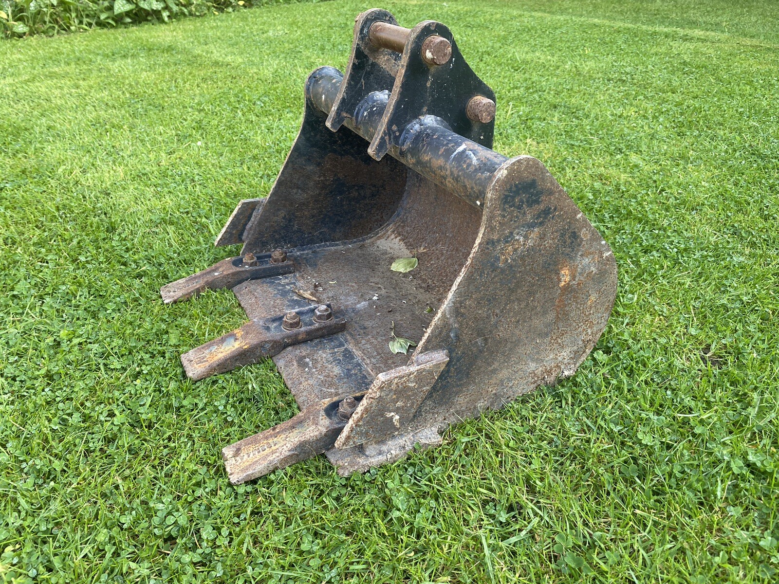Digger Bucket For Kubota K008 eBay