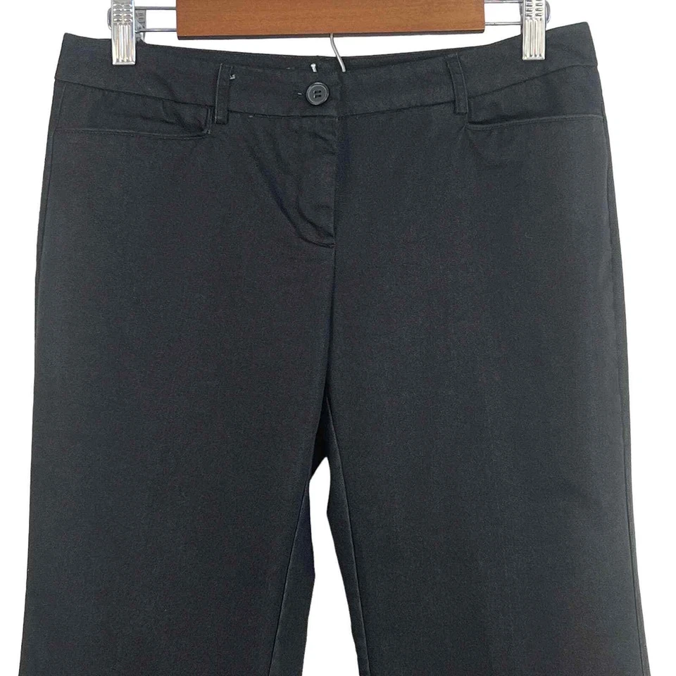 PANTALONES CHINOS RECTOS DELANTEROS PLANOS ELÁSTICOS NEW YORK & COMPANY NEGROS 4 PROMEDIO USADOS EN EXCELENTE ESTADO Foto 2 de 4