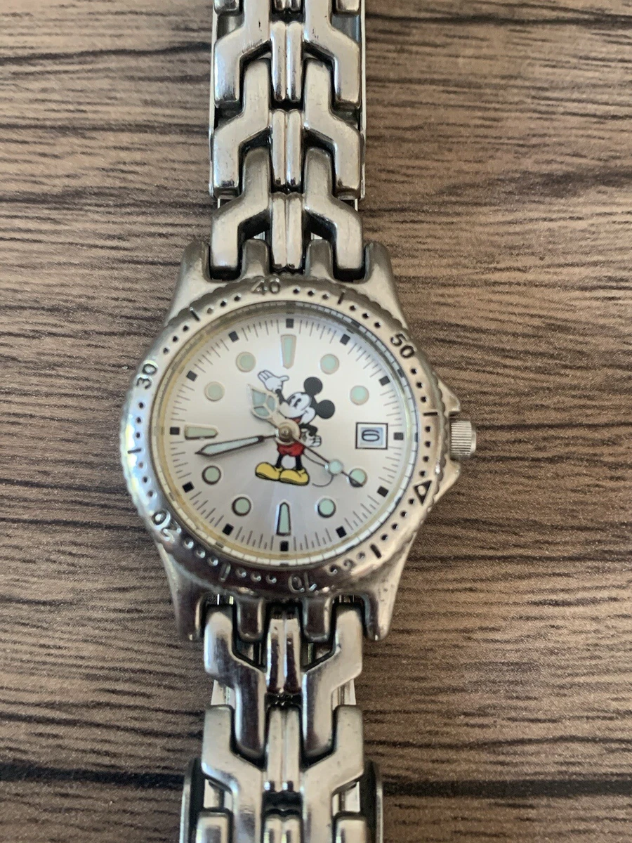 Montre Mickey Mouse Soccer Disney x en édition limitée - LE1203