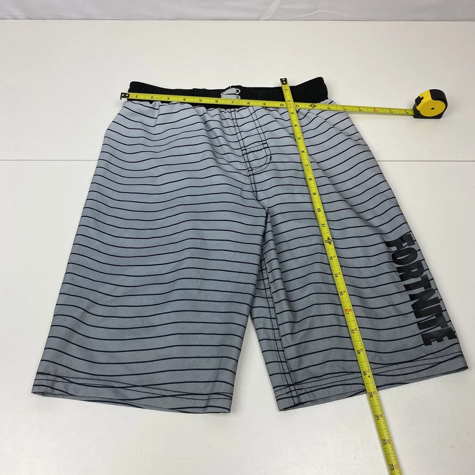 Bermuda de natação Fortnite Youth Boys L grande cinza listrada preta poliéster - Imagem 2 de 4