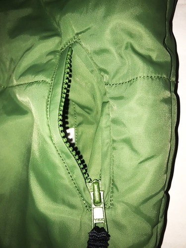 GYMBOREE REVERSIBLE FULL ZIP QULITED PUFFER WINTER VEST - SIZE 5 - Picture 7 of 10