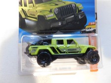 Hot Wheels '20 Jeep Gladiator Truckin' Along 2/5