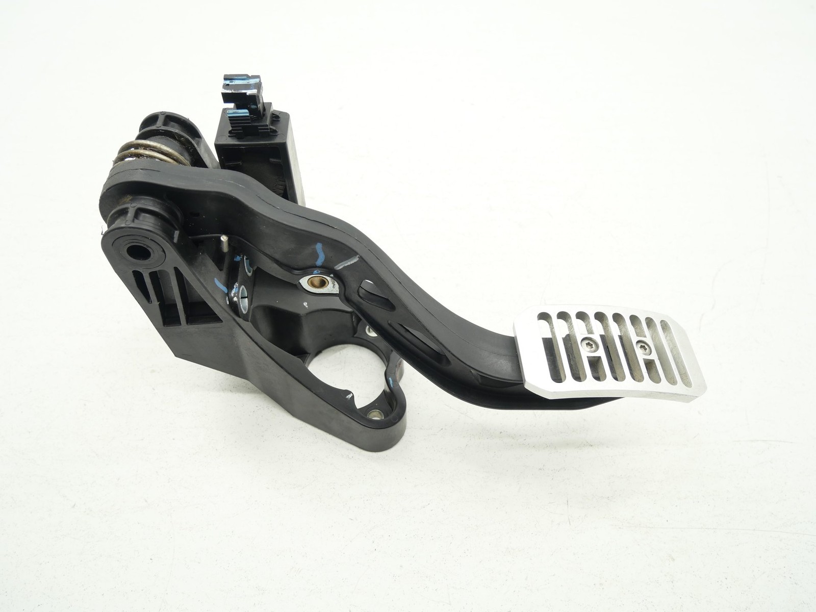 Used Brake Stop Pedal Pad Support Bracket Assembly 2020-2023 Used Mclaren GT OEM