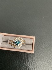 Immaculate Cond Size N 14ct White Gold Blue & White Diamond Ring Hardly Worn