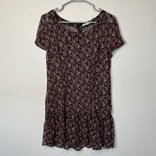 Kimchi Blue Dress Womens Small Black Floral Short Sleeve Ruffle Hem Boho Mini