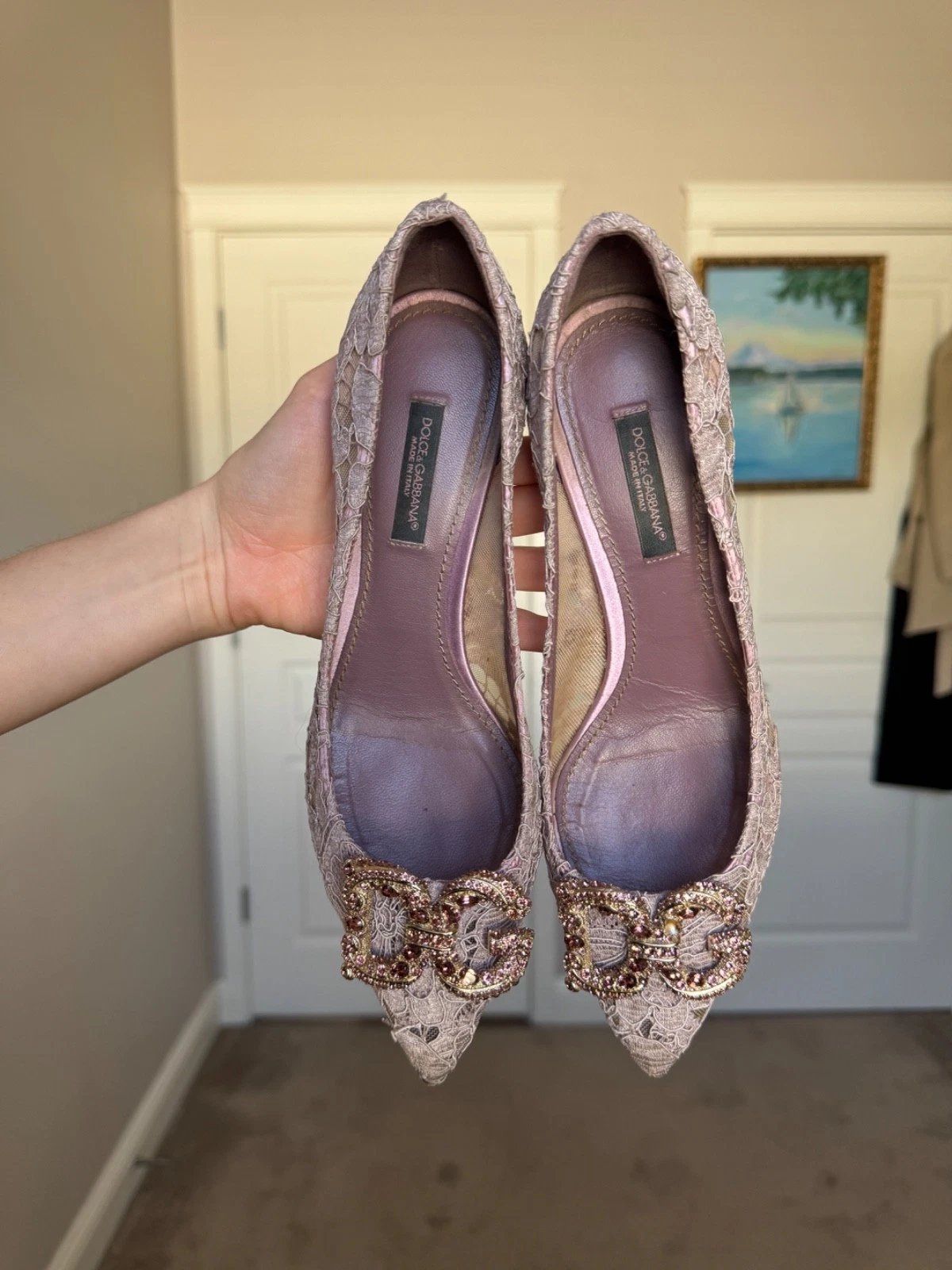 Dolce Gabbana — Dolce & Gabbana D&G BLACK Taormina Lace Crystal PUMP 35.5 EU/ 5.5 US ORG $895