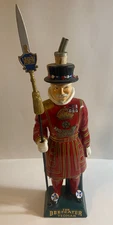 Vintage The Beefeater Yeoman Gin Genuine English Ceramic Decanter Bottle EMPTY