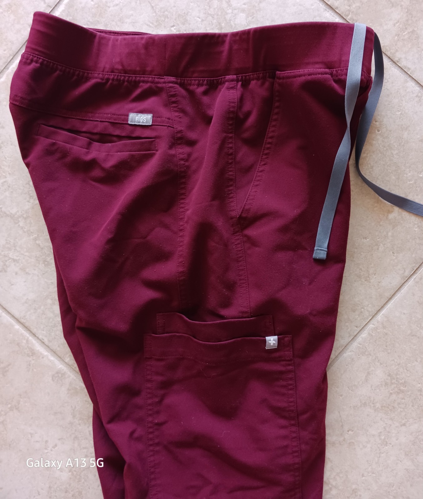 Figs Technical Collection Maroon Basic Women's Sc… - image 3