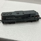 N Scale Southern Pacific Diesel Locomotive #9725 DC Analog 2-Rail B-B Gray — photo 1