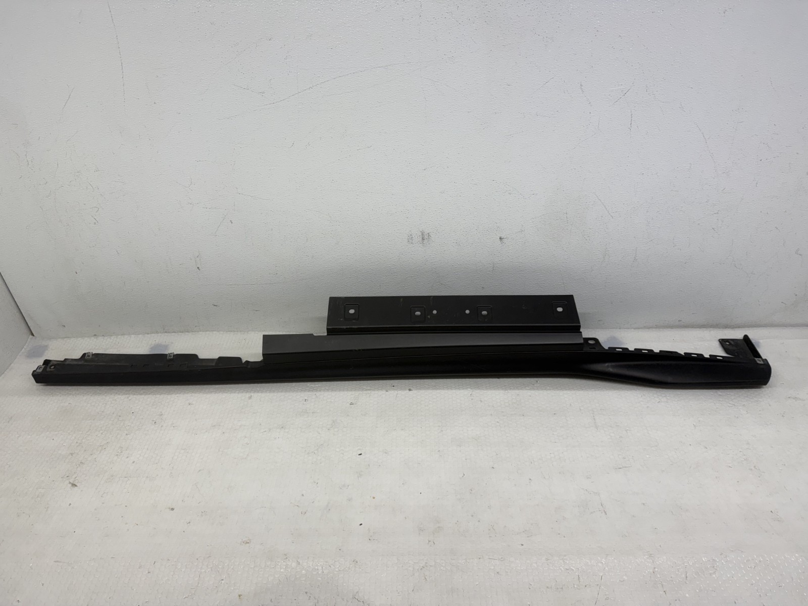 Ferrari 812 2018-2022 Left Side sill trim
