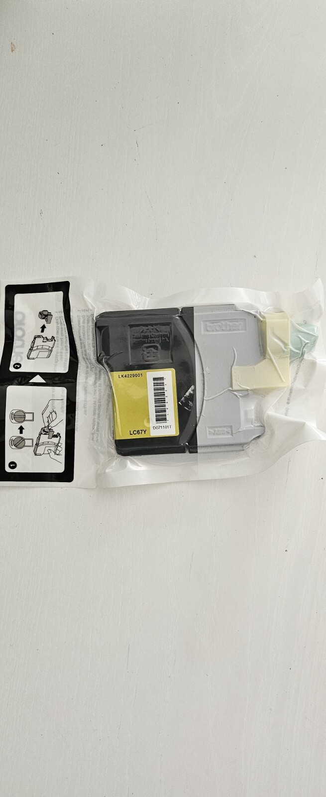 GENUINE Original Brother LC67 Yellow Ink Cartridge Toner LC-67Y - No Box