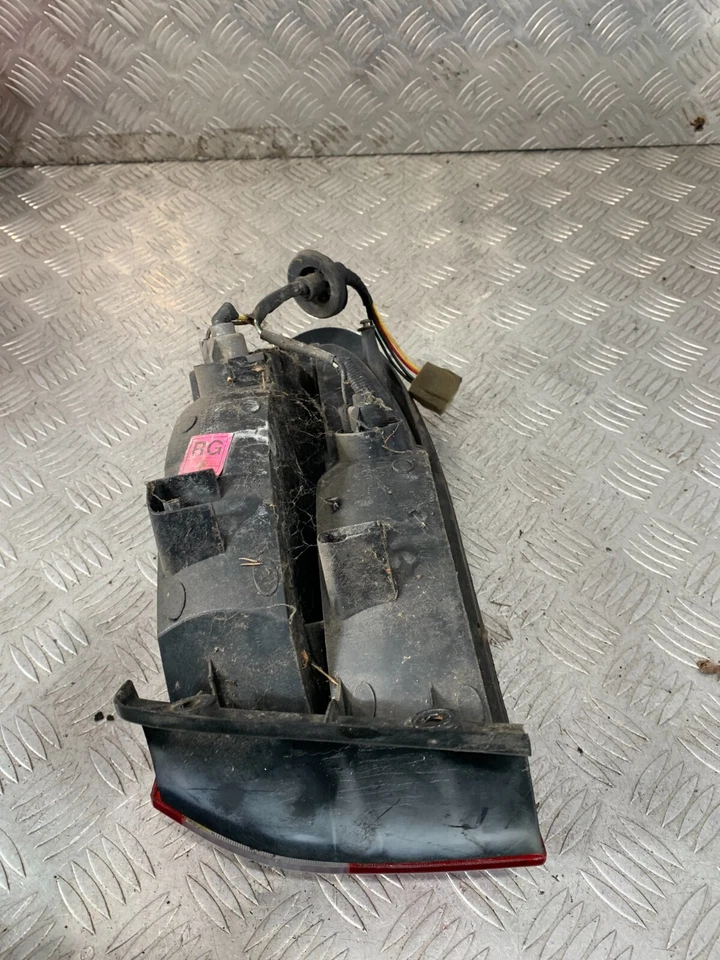 2001 DAEWOO LANOS ЗАДНИЙ ФОНАРЬ СО СТОРОНЫ ПАССАЖИРА #2 - Изображение 2 из 4