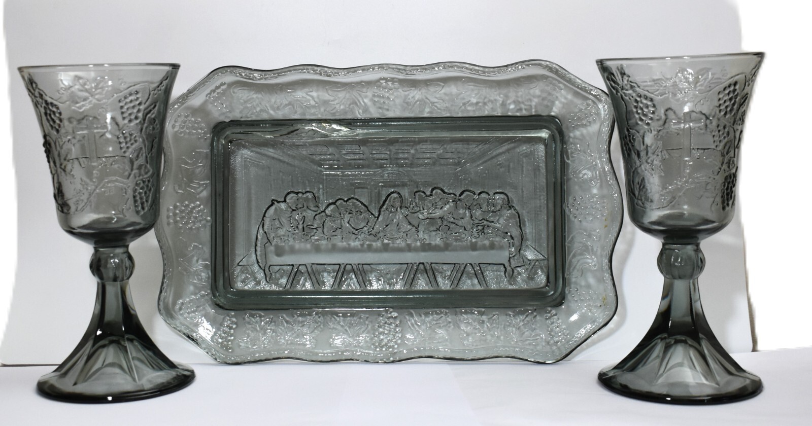 Antique Tiara Last Super Glass Bread Plate Tray Wine Chalice/Goblets Set Dunkirk