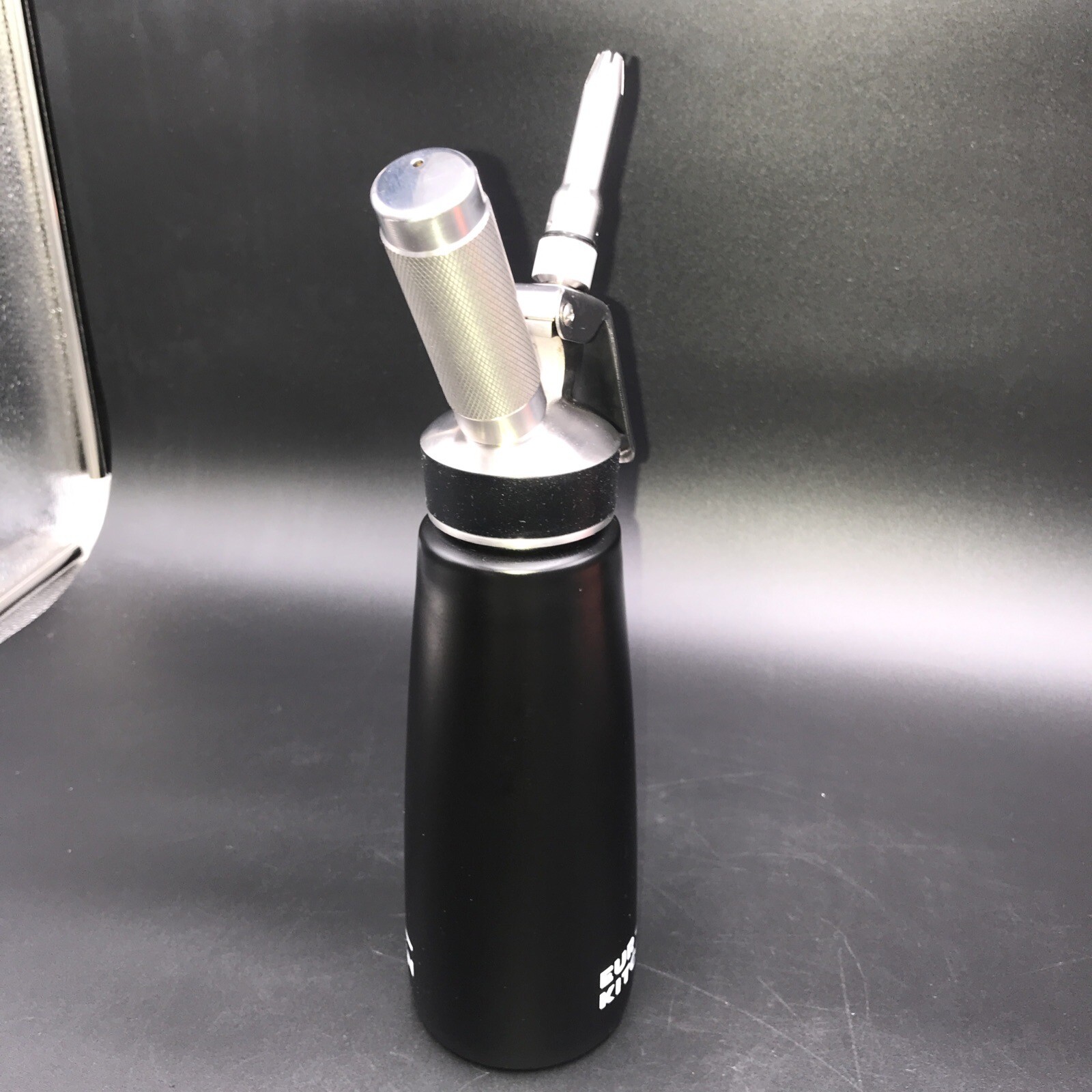 EurKitchen Whipped Cream Dispensers plus 19 whip cream chargers eBay