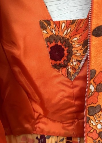 Vintage Floral Orange Gown W/ Beautiful Jeweled Sash Handmade Small To Medium - Picture 12 of 16