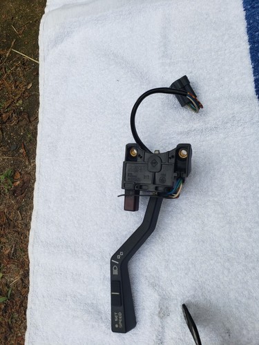 Volvo 740-940 Cruise Control Parts for 1991-1995 - Picture 4 of 8