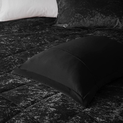 Intelligent Design Comforter Set 90" x 90" Full/Queen Polyester Black 4-Piece - Picture 7 of 8