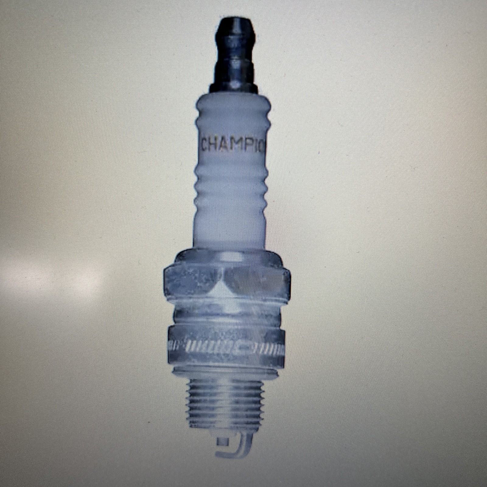 Champion RH18Y SM Engine Spark Plug