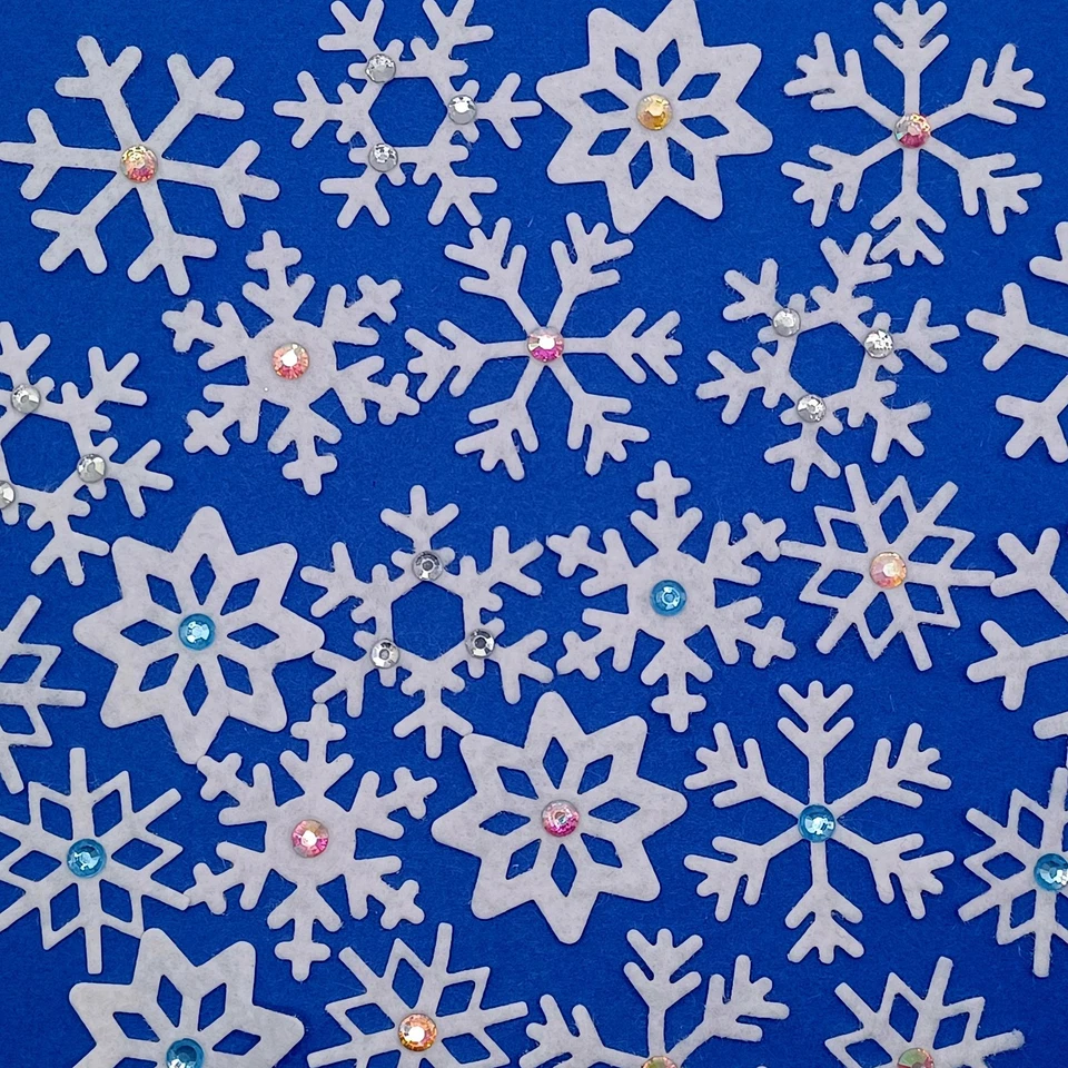 HAPPY HANDVERK 8 Felt Die Cut Snowflakes with Gems. Christmas Felt Crafts.