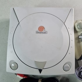 Sega Dreamcast Console HKT-3020 BUNDLE + Controller & Cables - TESTED WORKS