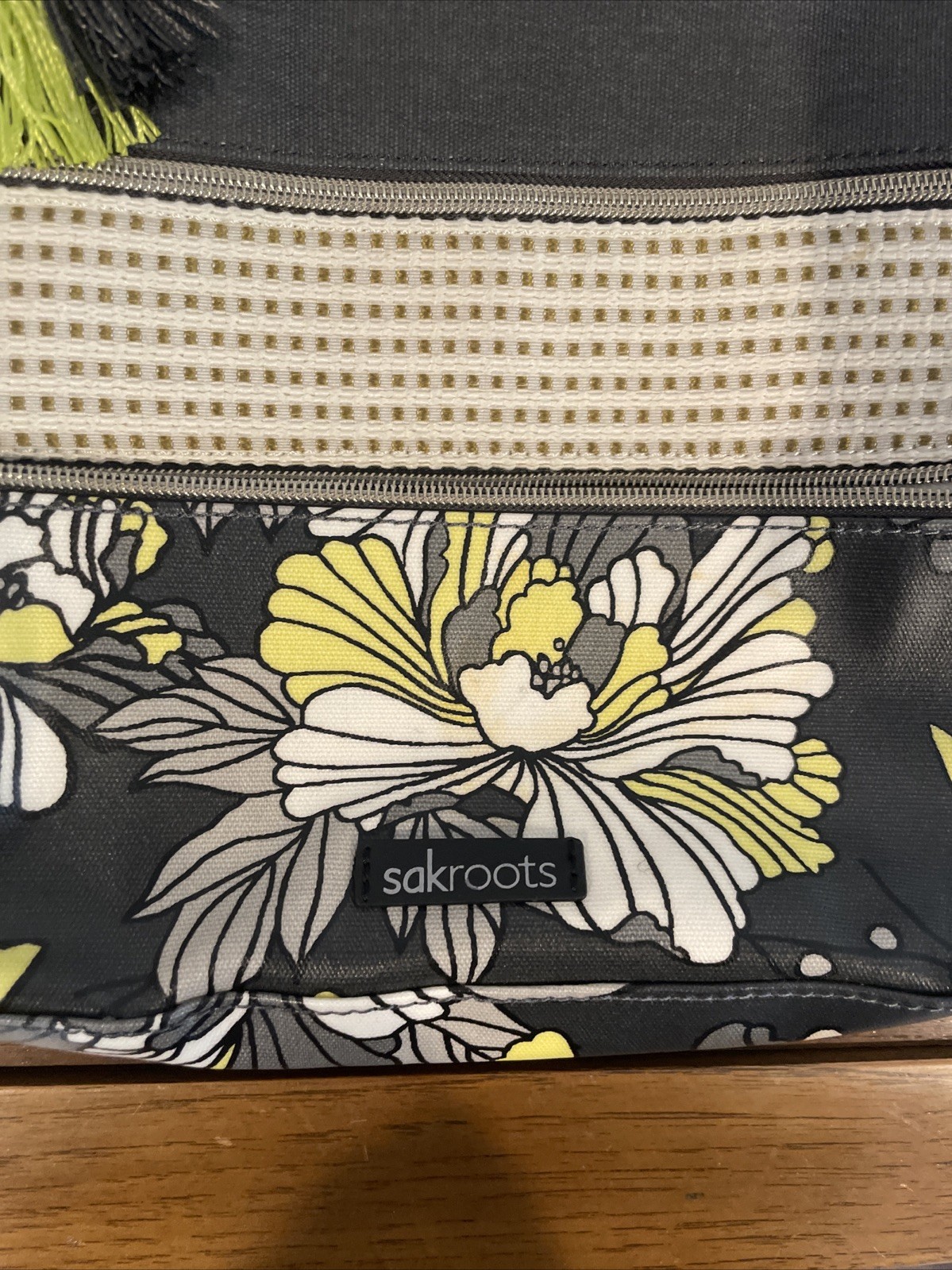 SAKROOTS Artist Circle Basic 3 Zip Crossbody/Shou… - image 3