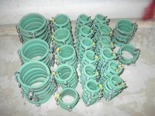 Konvolut Gleitrohrschellen von Bismat passend für Fusiotherm grüne Einlage