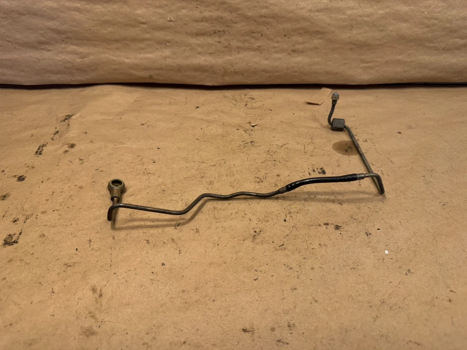 Tubo de combustible Ferrari Testarossa desde dispositivo de medición hasta cilindro # 3 OEM PN 125790 Foto 3 de 4