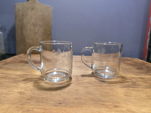 Set of 2 Princess House Heritage Coffee Tea Mugs Luminarc 8 oz Capacity