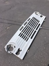 Nos Oem Ford 1968 1969 1970 Econoline Van Painted Grille E100 E200 E300 New Nos Oem Ford 1968 1969 1970 Econoline Van Painted Grille E100 E200 E300 New