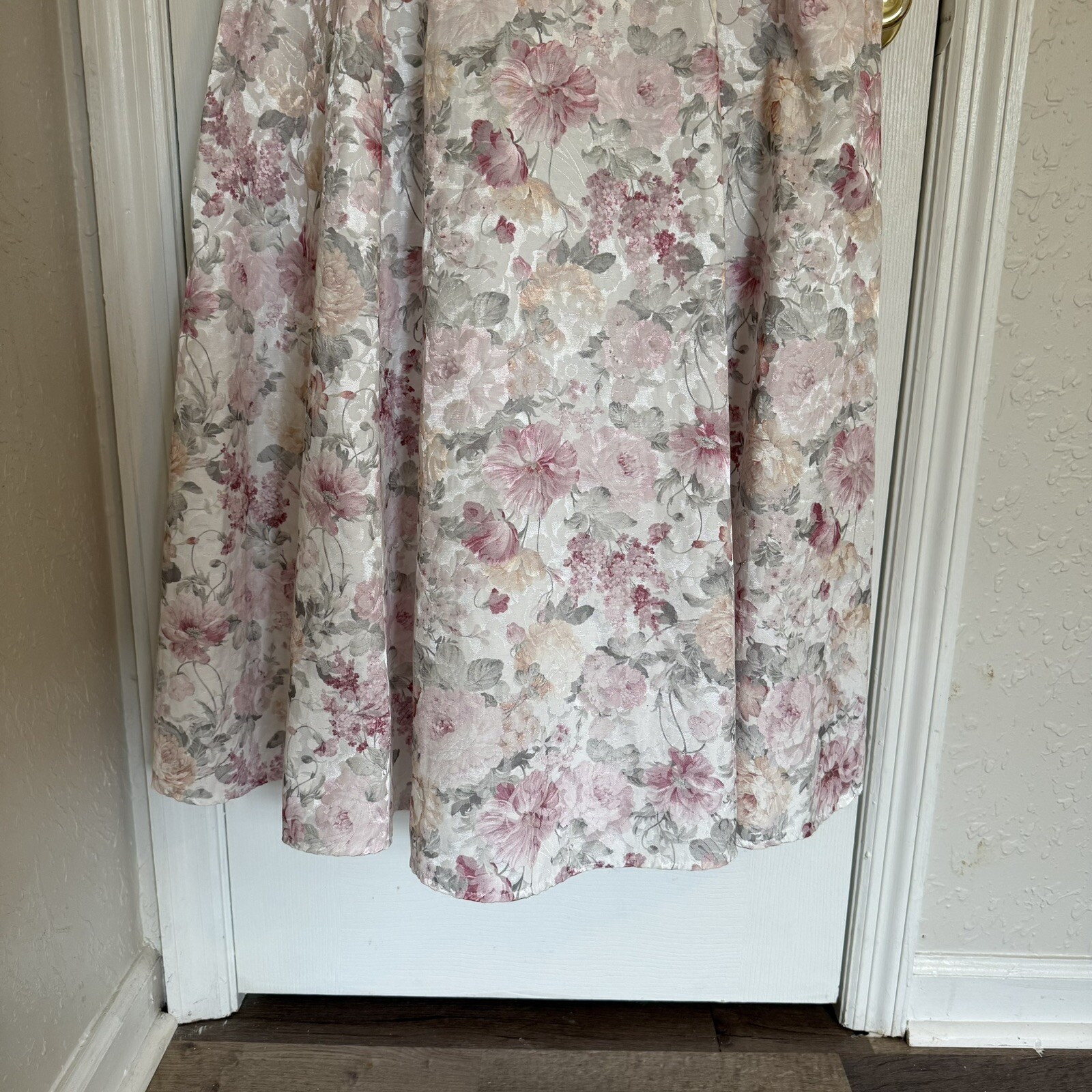 Picture 3 of 11