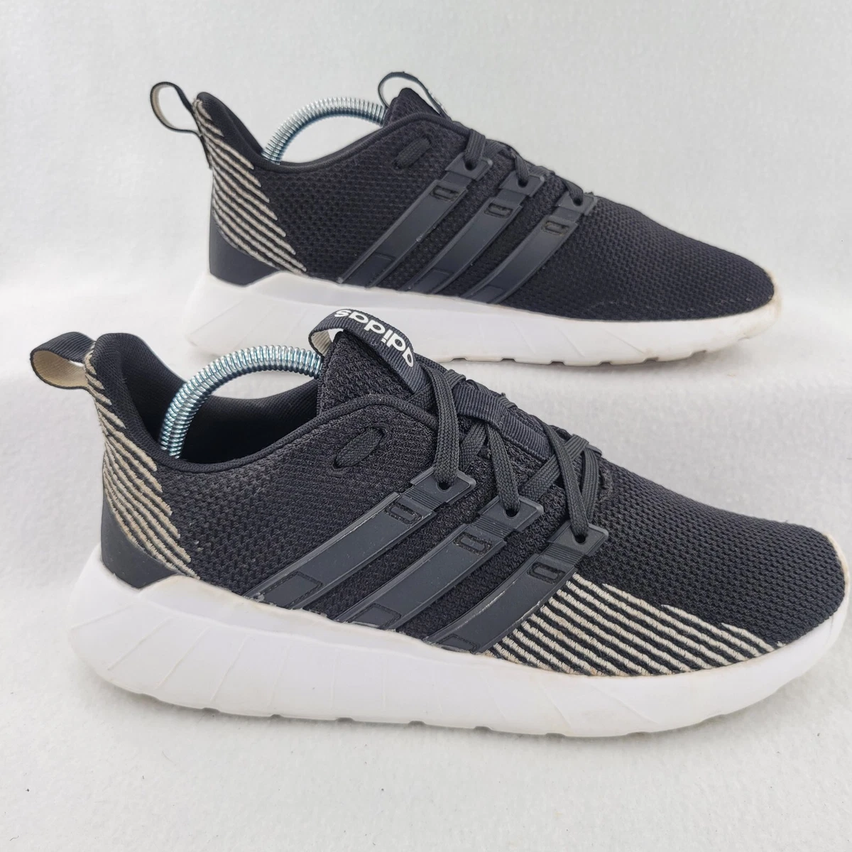 adidas questar flow running shoes