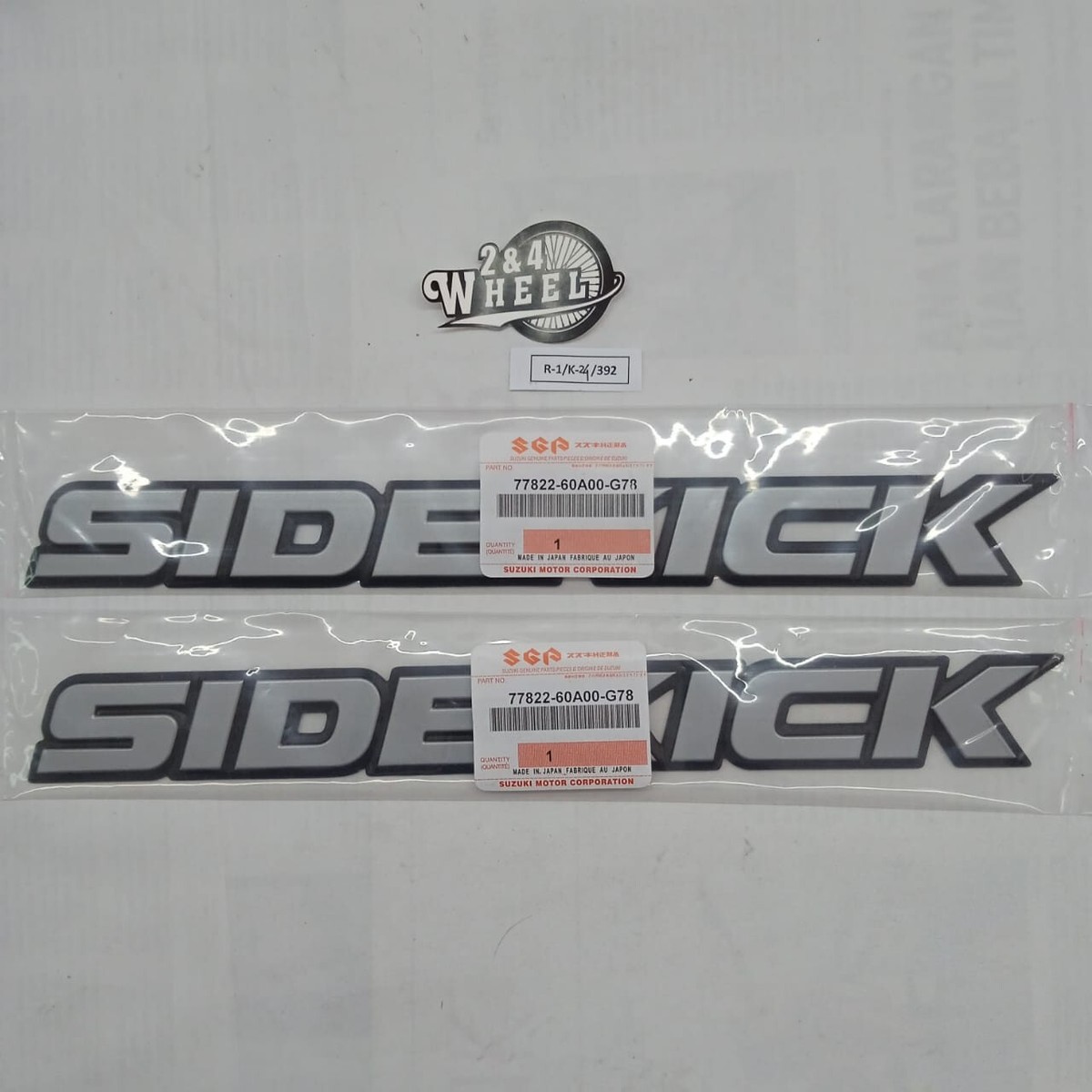 Suzuki Sidekick Front Door Side Emblem 77822-60A00-G78 NEW GENUINE