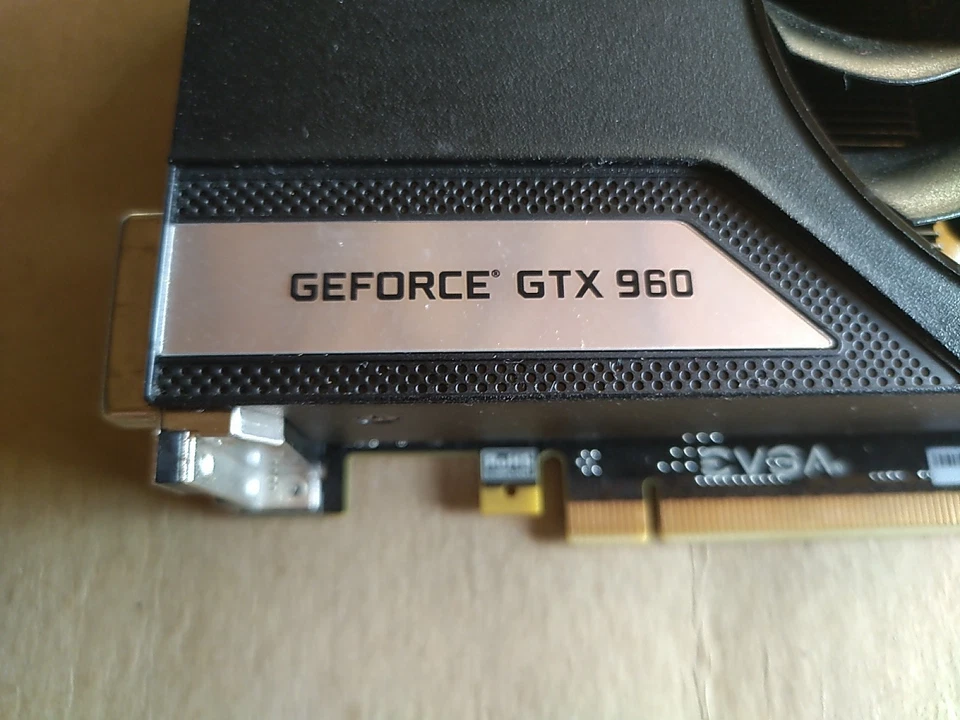 EVGA GeForce GTX 960 SuperClocked Gaming ACX 2.0 2GB GDDR5 128bit Graphics Card - Image 2 of 4