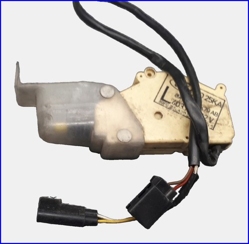 Door soft close latching motor