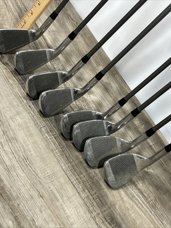 Juego de hierros Dynacraft Lady Genesis tamaño mediano 4-pw + varillas de grafito Sw FLT-100 Foto 3 de 4