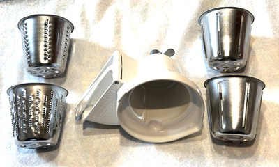 KitchenAid RVSA Slicer Shredder Attachment with 4 Cones & Shaft READ